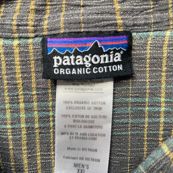 Patagonia Short Sleeve Textured Plaid Button Down Shirt XXL Men's Organic Cotton - Picture 4 of 4